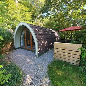 Priory Glamping Pods And Guest Parque de Campismo