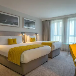 Maldron Pearse Street 4* Dublín