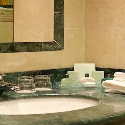 Killarney Towers Hotel & Leisure Centre 4*,